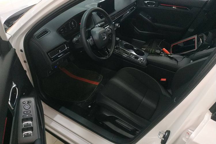 Used Honda Civic 2025 240TURBO CVT SmartFun Pro