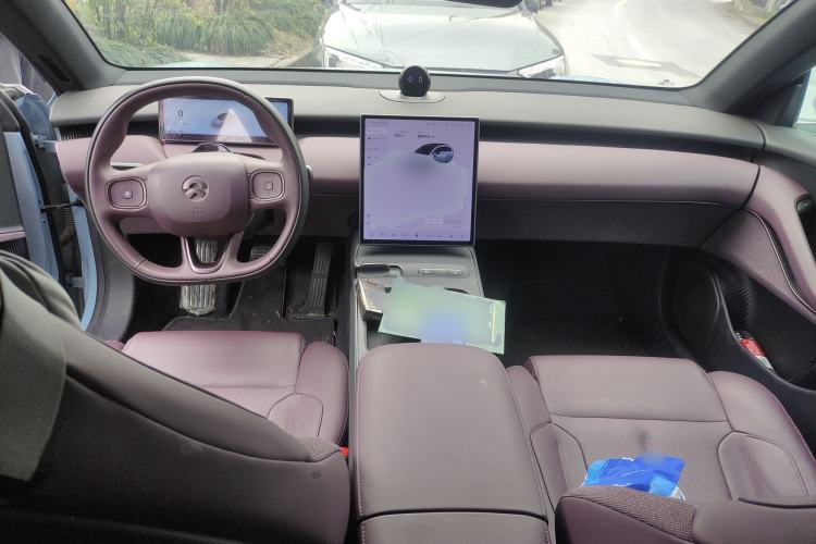 Used Nio ET5T 2023 75 kWh Touring Interior 2