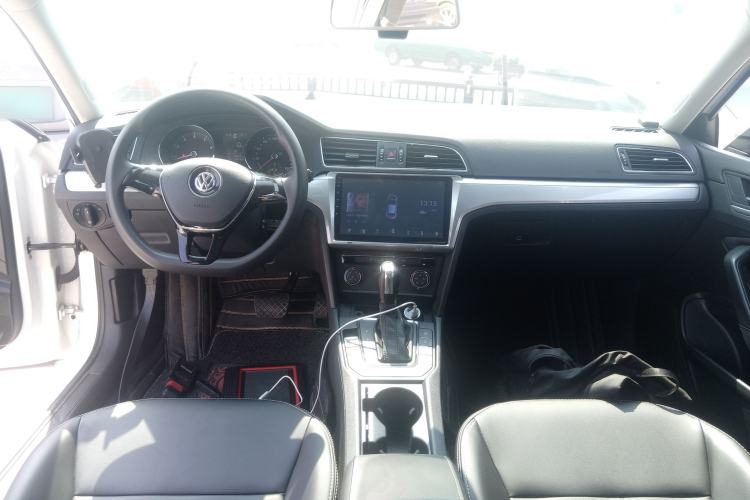 Used Volkswagen Lamando 2018 230TSI DSG Fashion Edition
