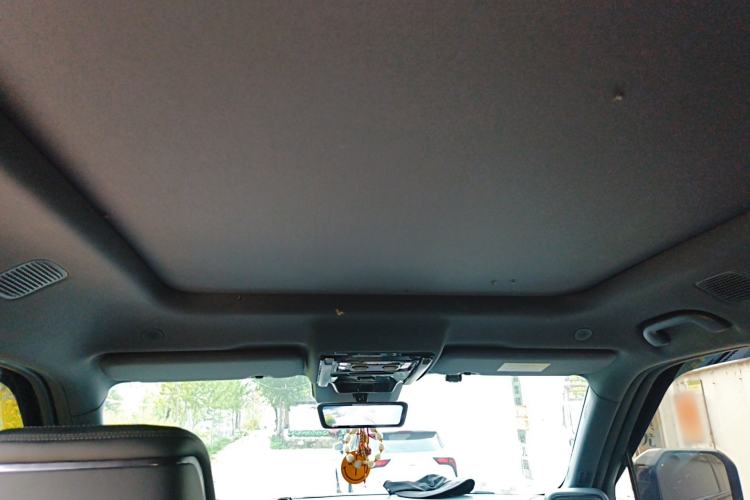 Used Formula Leopard 5 2023 Navigator Edition Headliner