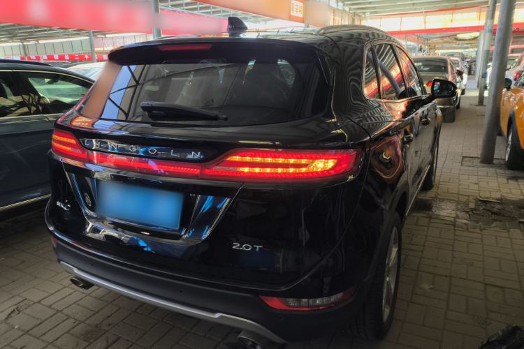 Used Lincoln MKC 2017 2.0T Two-Wheel Drive Deluxe Edition