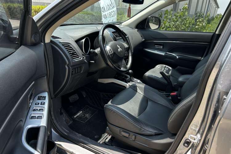 Used Mitsubishi ASX 2018 2.0L CVT Two-Wheel Drive Deluxe Edition
