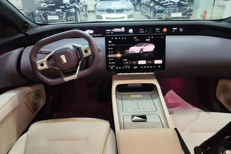 Used Avatr 12 2025 Max Extended-Range Edition Center Console