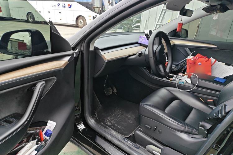 Used Tesla Model Y 2022 Rear-Wheel-Drive Version
