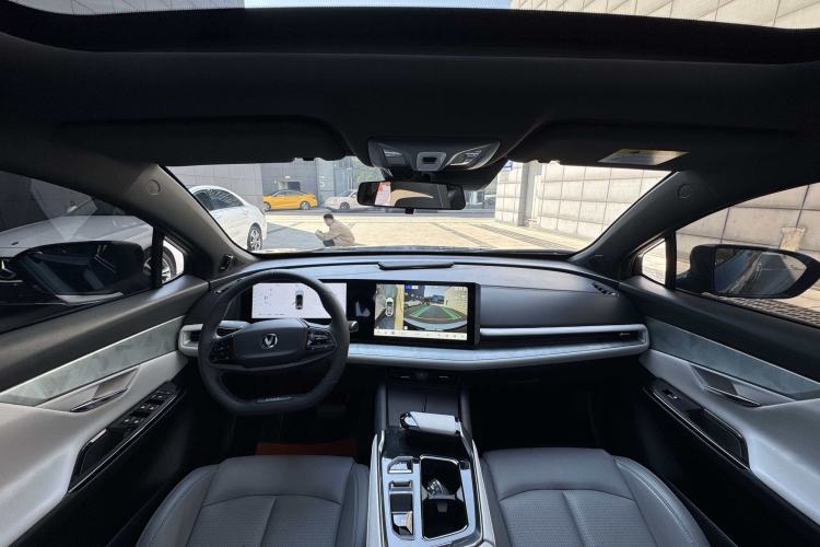 Used CHANGAN UNI-T 2023 2nd Generation 1.5T Flagship Version Interior 1