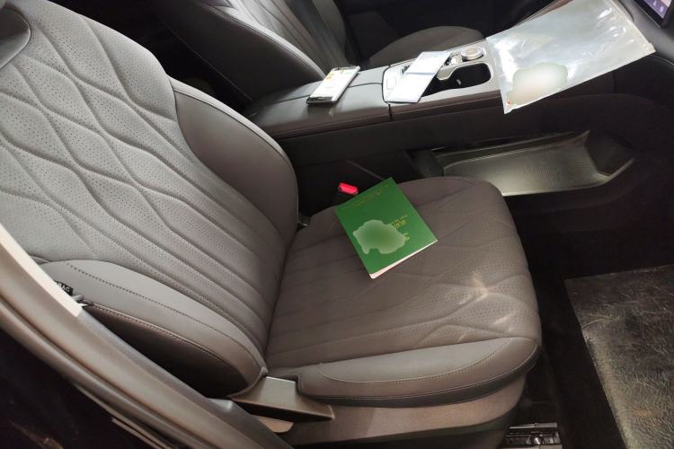 Used Chery Fengyun T8 2025 1.5T 130 km Comfort Edition 5-Seater Right Front Seat