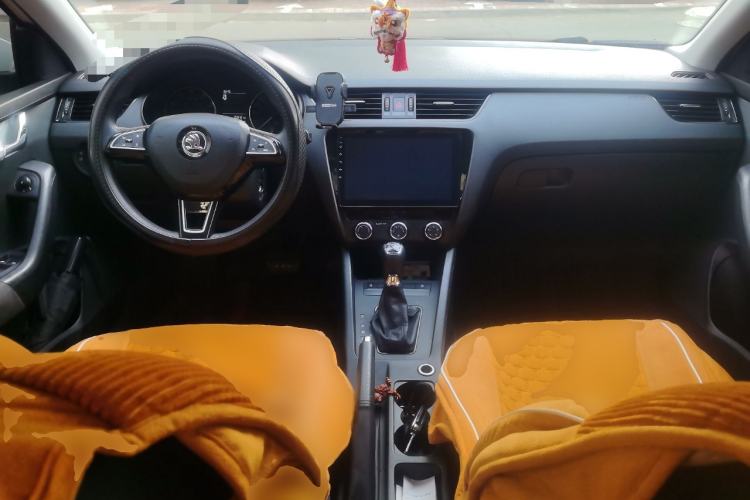 Used Skoda Octavia 2015 1.6L Automatic Yijie Edition
