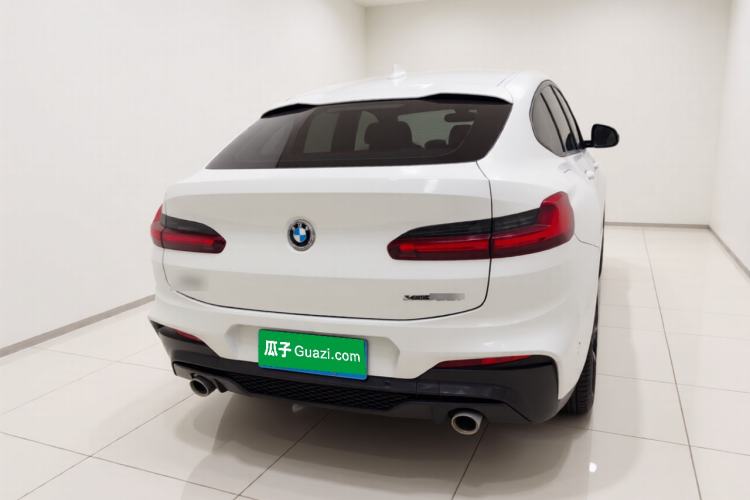 Used BMW X4 2020 xDrive25i M Sport Package Exterior 4
