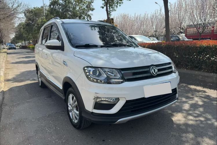 Used Dongfeng Fengon 370 2016 1.5L Manual Elite Home Edition 7-Seater Exterior 6