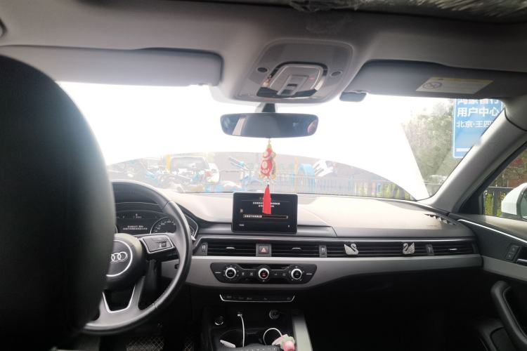 Used Audi A4L 2018 30th Anniversary Edition 40 TFSI Trendy Model Headliner