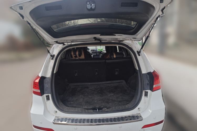 Used Haval H2 2016 Red-Label 1.5T Manual Two-Wheel Drive Luxury Model