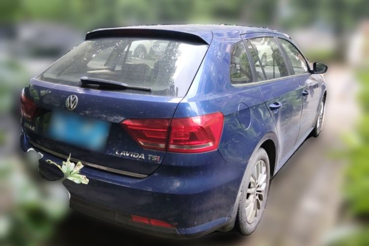 Used Volkswagen Gran Lavida 2013 1.4 TSI Automatic Luxury Model
