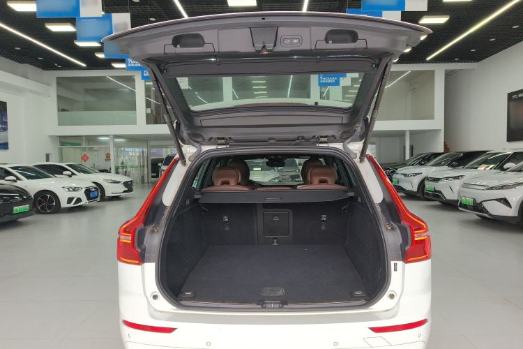 Used Volvo XC60 New Energy 2025 Plug-in Hybrid Long-Range All-Wheel Drive Smart Luxury Edition