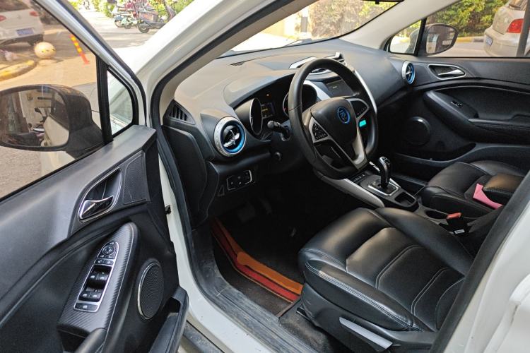 Used BYD Yuan New Energy 2018 EV360 Smart Connect Shangkoo Model Driver Seat