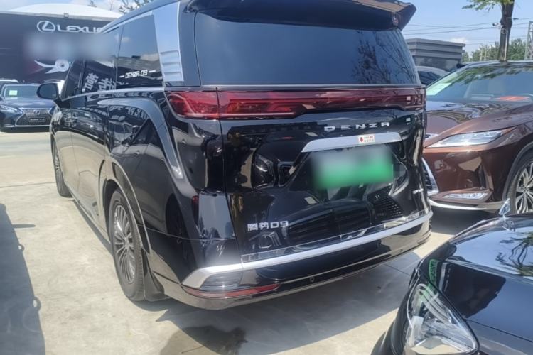 Used Denza D9 2024 DM-i 980 Four-Wheel Drive Prestige Model
