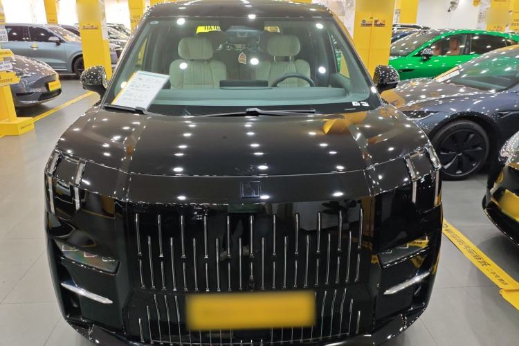 Used Zeekr 009 2022 WE Edition
