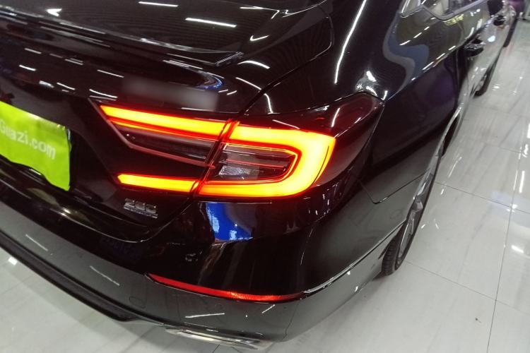 Used Honda Accord 2022 260TURBO Luxury Edition Right Rear Taillight