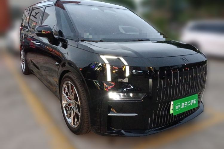 Used Zeekr 009 2022 WE Edition
