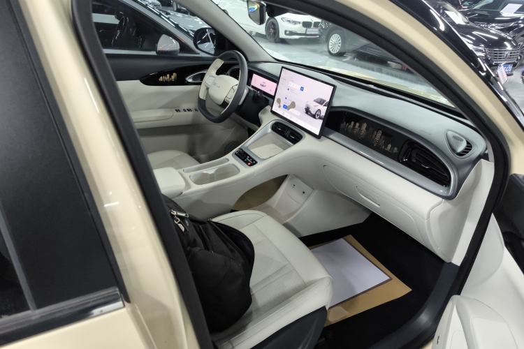 Used Geely Galaxy Geome 2025 UP 410km Exploration+ Edition