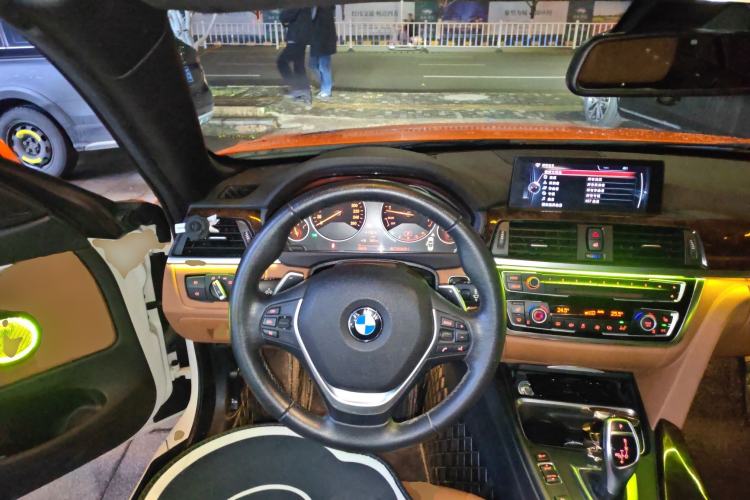 Used BMW 4 Series 2014 435i Convertible Luxury Design Package
