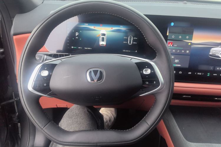 Used CHANGAN CS75 PLUS 2025 4th Generation 1.5T New Blue Whale Smart Whale Enjoyment Edition Steering Wheel