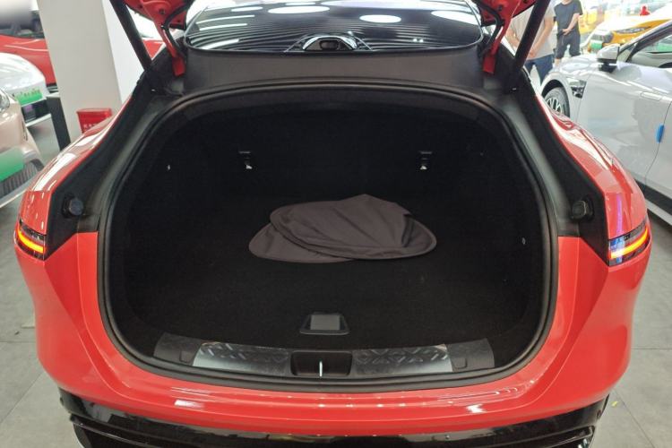 Used Avatr 06 2025 Pro Range-Extended Edition Trunk