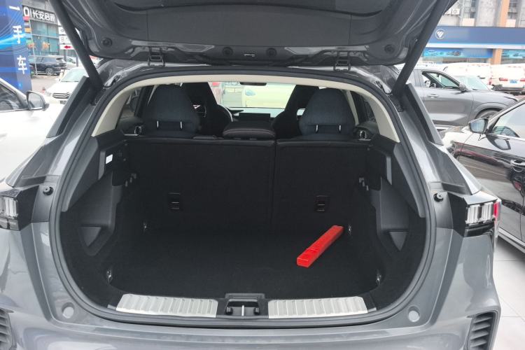 Used Lynk & Co 06 2020 1.5T YAO Halo Trunk