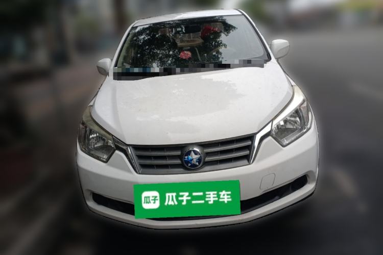 Used Venucia D50 2013 1.6L Manual Fashion Edition
