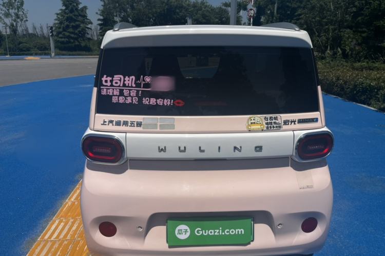 Used Wuling Hongguang MINIEV 2024 3rd Generation 215km Advanced Version

