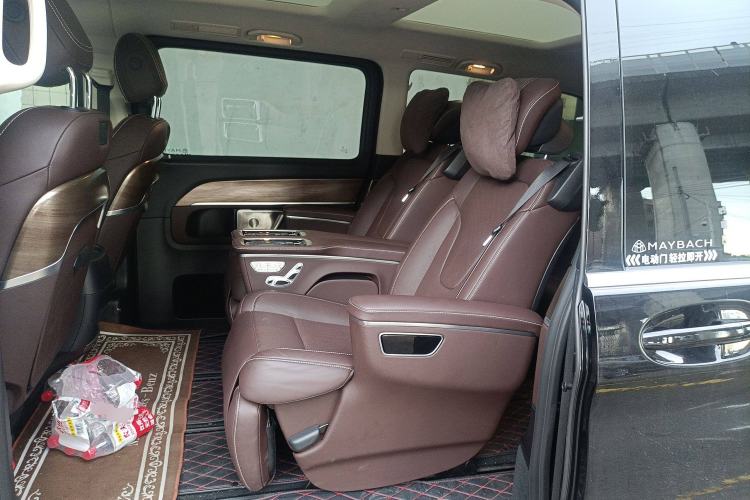 Used Mercedes-Benz V-Class 2022 V 260 L Long-wheelbase Luxury Edition