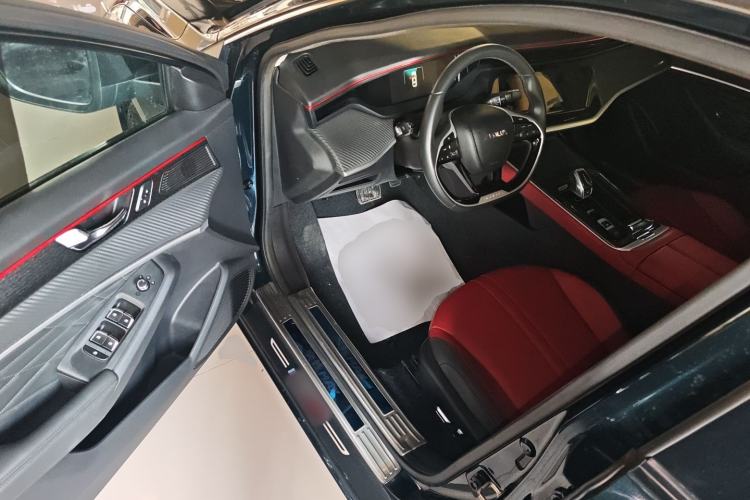 Used Dongfeng Aeolus Yixuan MAX 2021 1.5T Ultra-Stylish Trendsetter Edition