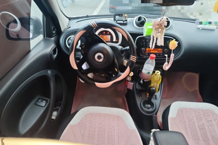 Used smart forfour 2016 1.0L 52 kW Dynamic Edition Steering Wheel