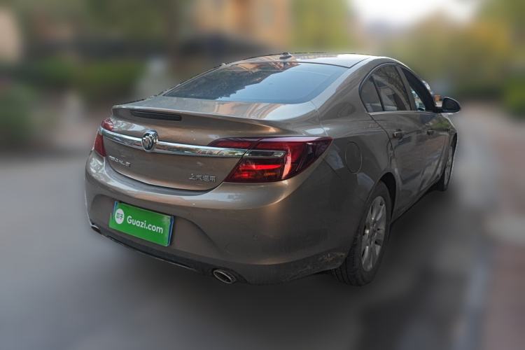 Used Buick Regal 2015 1.6T Leading Technology Model Rear Right 45 Deg