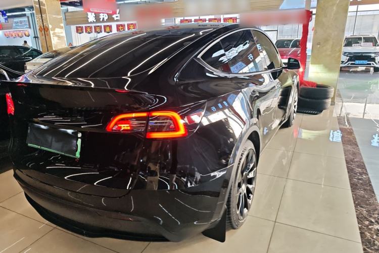 Used Tesla Model Y 2023 Rear-Wheel-Drive Version