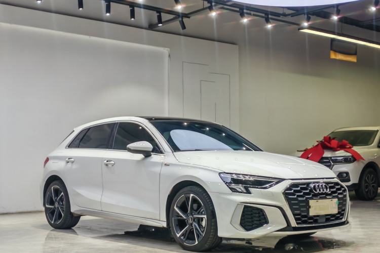 Used Audi A3 2024 Sportback 35 TFSI Fashionable Sports Model
