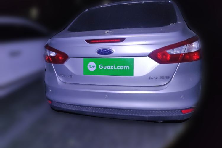 Used Ford Focus 2012 Sedan 1.6L Automatic Fashion Edition