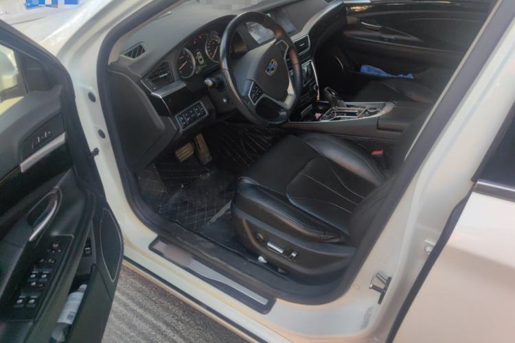 Used Geely Auto Emgrand GT 2015 1.8T Flagship Model
