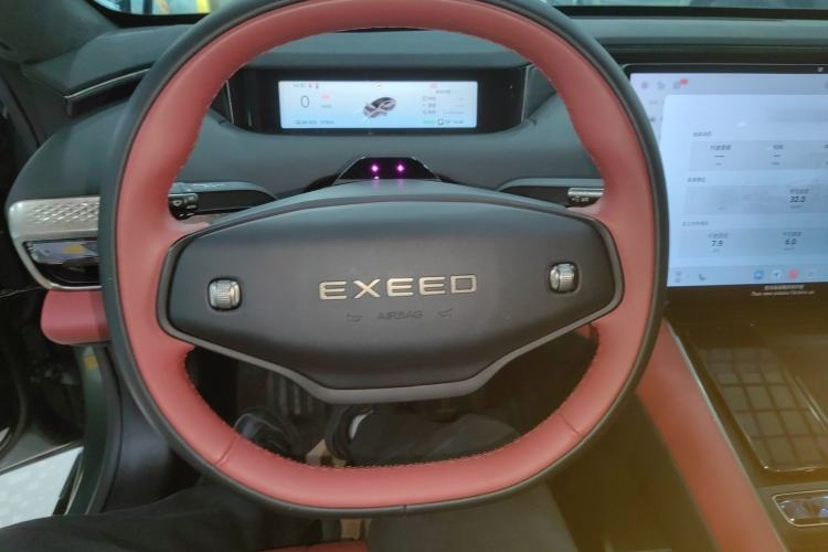 Used EXEED Star Era ES 2025 All-Electric Pro Four-Wheel Drive 77 kWh Steering Wheel