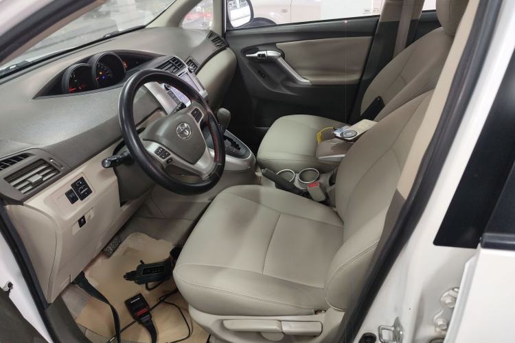 Used Toyota Verso 2015 180E CVT Crossover Edition
