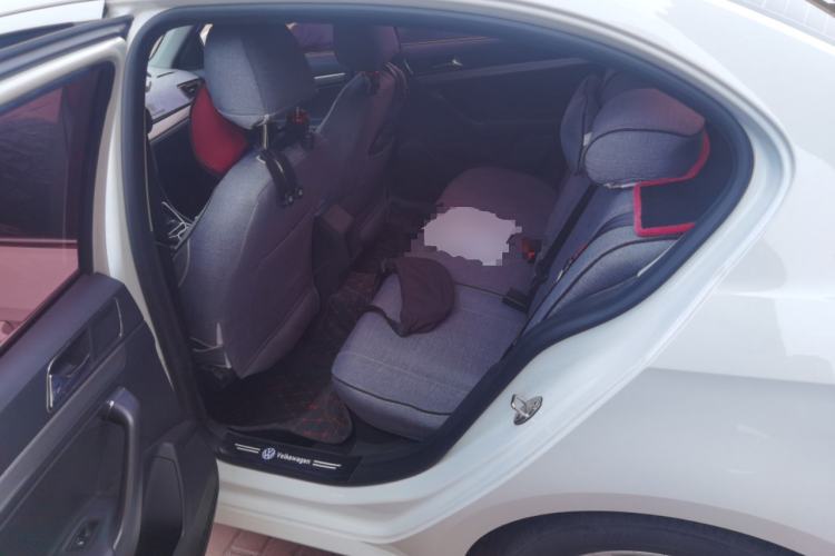 Used Volkswagen Lavida 2017 1.6L Automatic Comfort Edition Left Rear Seat