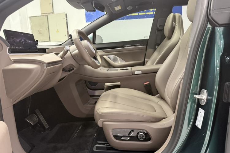 Used Hima Luxeed R7 2026 Model Range-Extending Max+ Left Front Seat