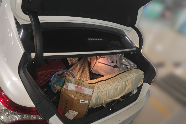 Used Toyota Camry 2021 2.0G Luxury Edition
