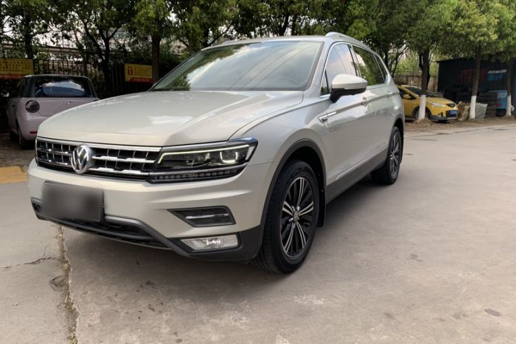 Used Volkswagen Tiguan L 2018 380TSI Automatic All-Wheel Drive Luxury Edition