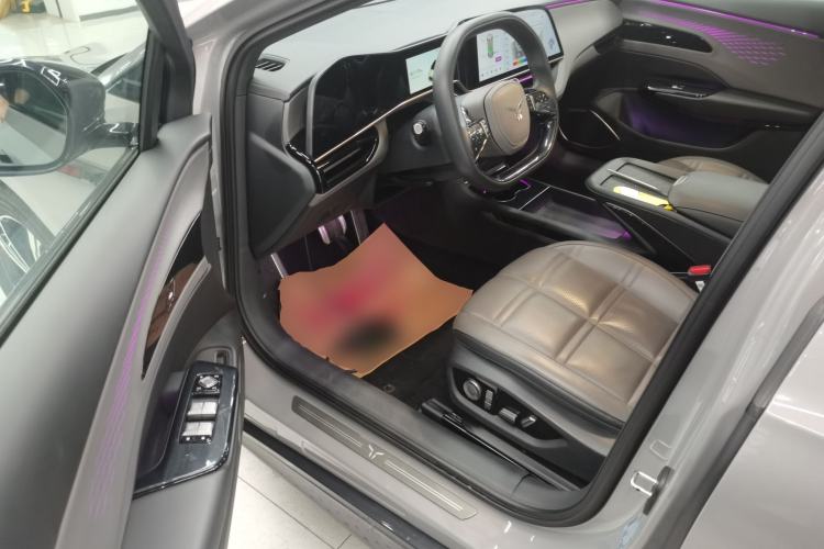 Used Hongqi EH7 2024 820 Pro Driver Seat