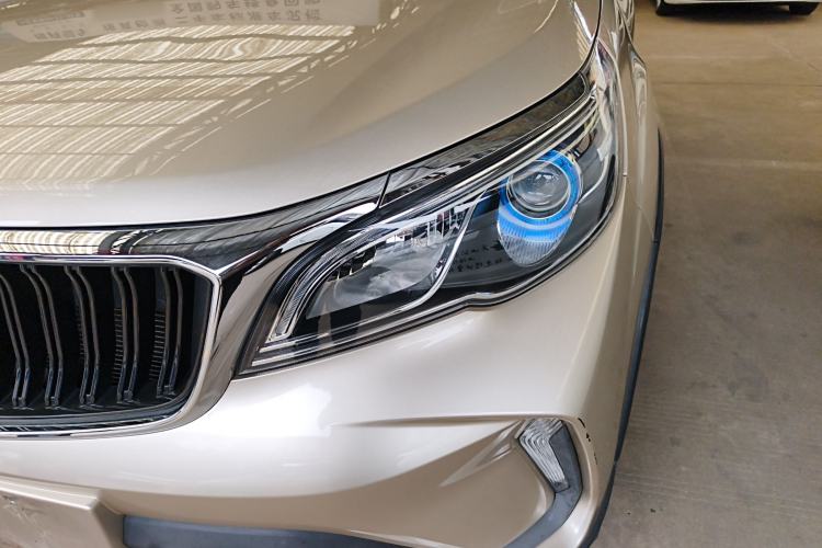 Used Geely Auto Vision X3 2021 PRO 1.5L CVT Deluxe Model
