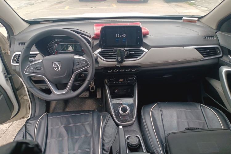 Used Baojun 510 2017 1.5L Automatic Fashion Model