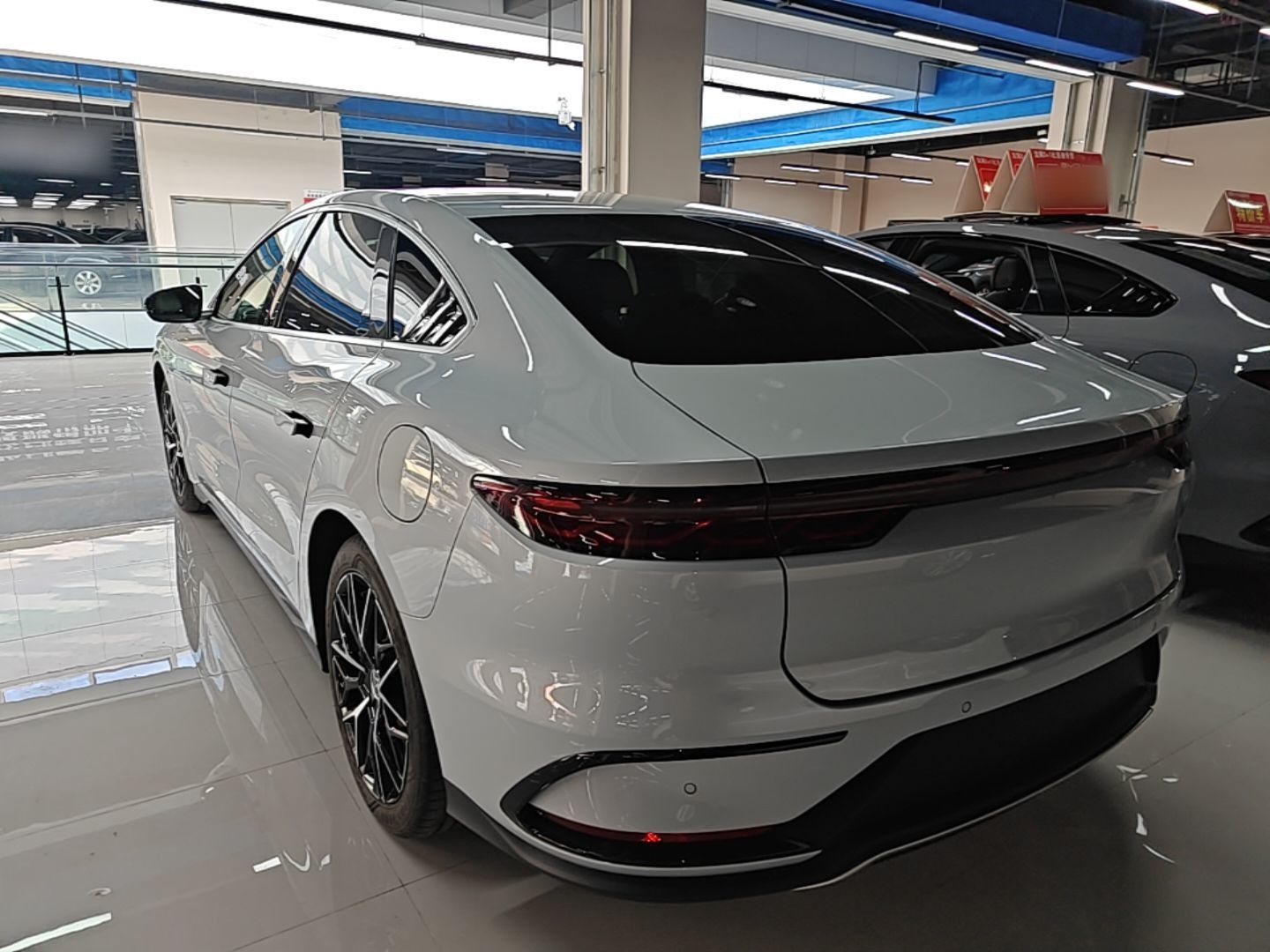 BYD Han 2025 DM-i 125KM Prestige Model - Premium — снимка 20