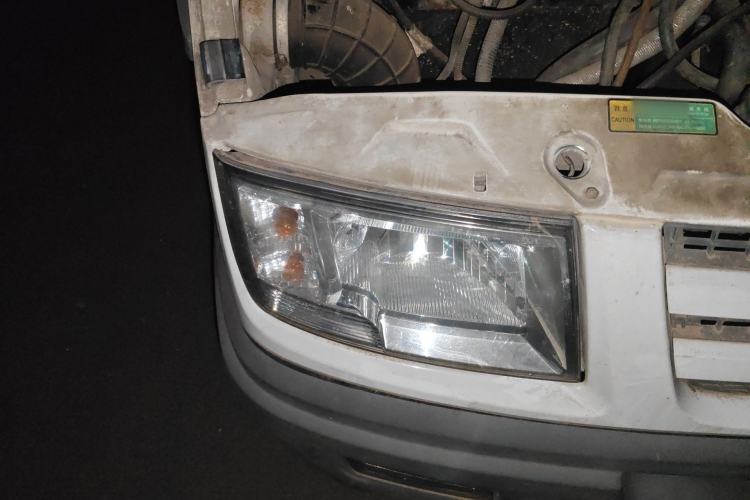 Used Iveco Daily 2012 2.5T-A35 Logistics Version 1 Mid-Roof
