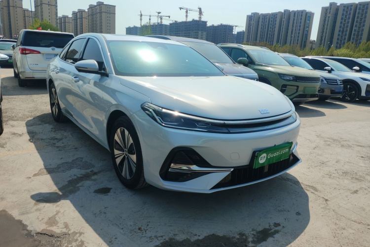 Used Geely Galaxy A7 2025 Model EM-i 150km Prestige Edition
