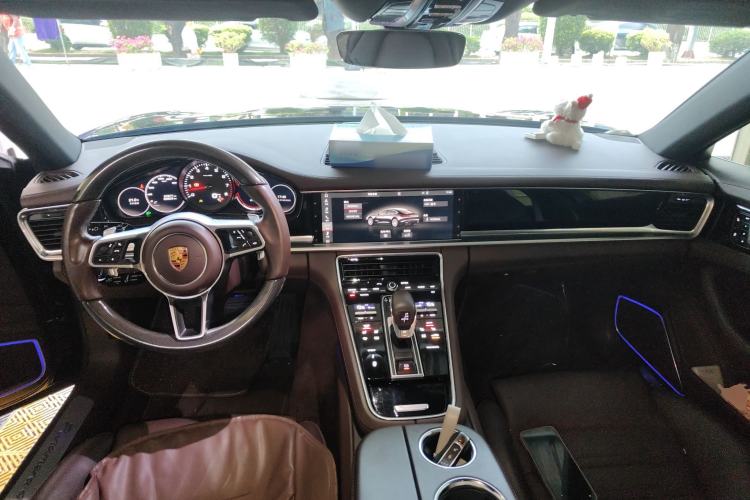 Used Porsche Panamera 2017 Panamera 4 Executive Long Wheelbase 3.0T